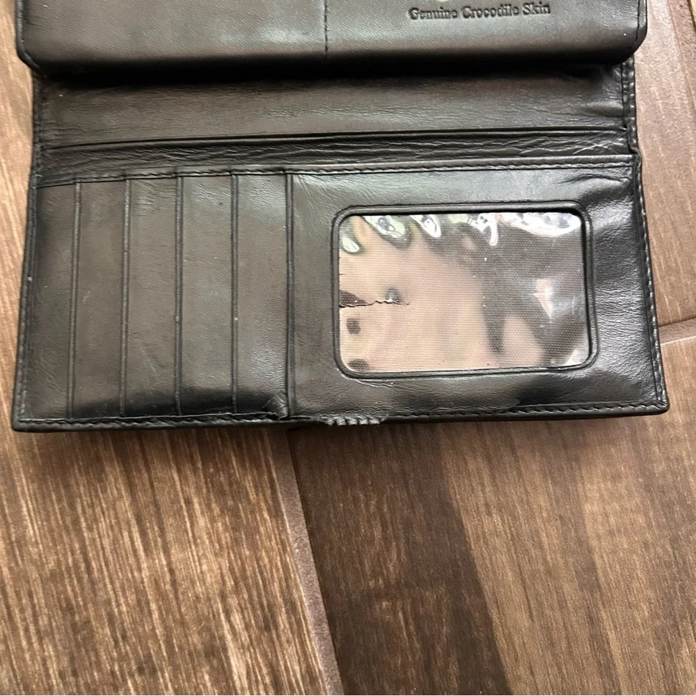 VTG Nina Raye Genuine Crocodile Skin Wallet in Brown